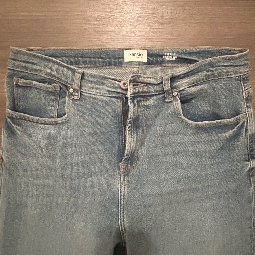 Kensie High Waisted Jeans - Picture 4 of 6